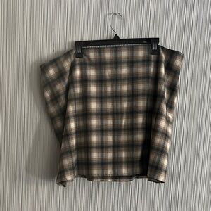 Plus size Old Navy tan & gray plaid mini skirt